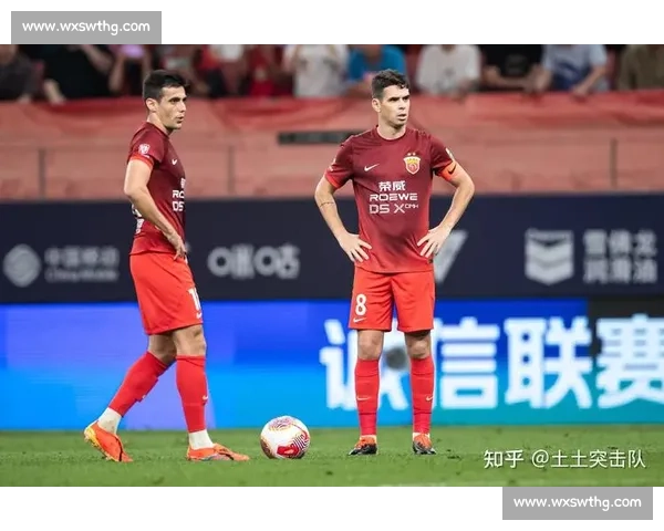 足协杯焦点战上海申花硬碰山东鲁能巅峰对决一触即发悬念拉满看点 足协杯焦点战上海申花硬碰山东鲁能巅峰对决一触即发悬念拉满看点